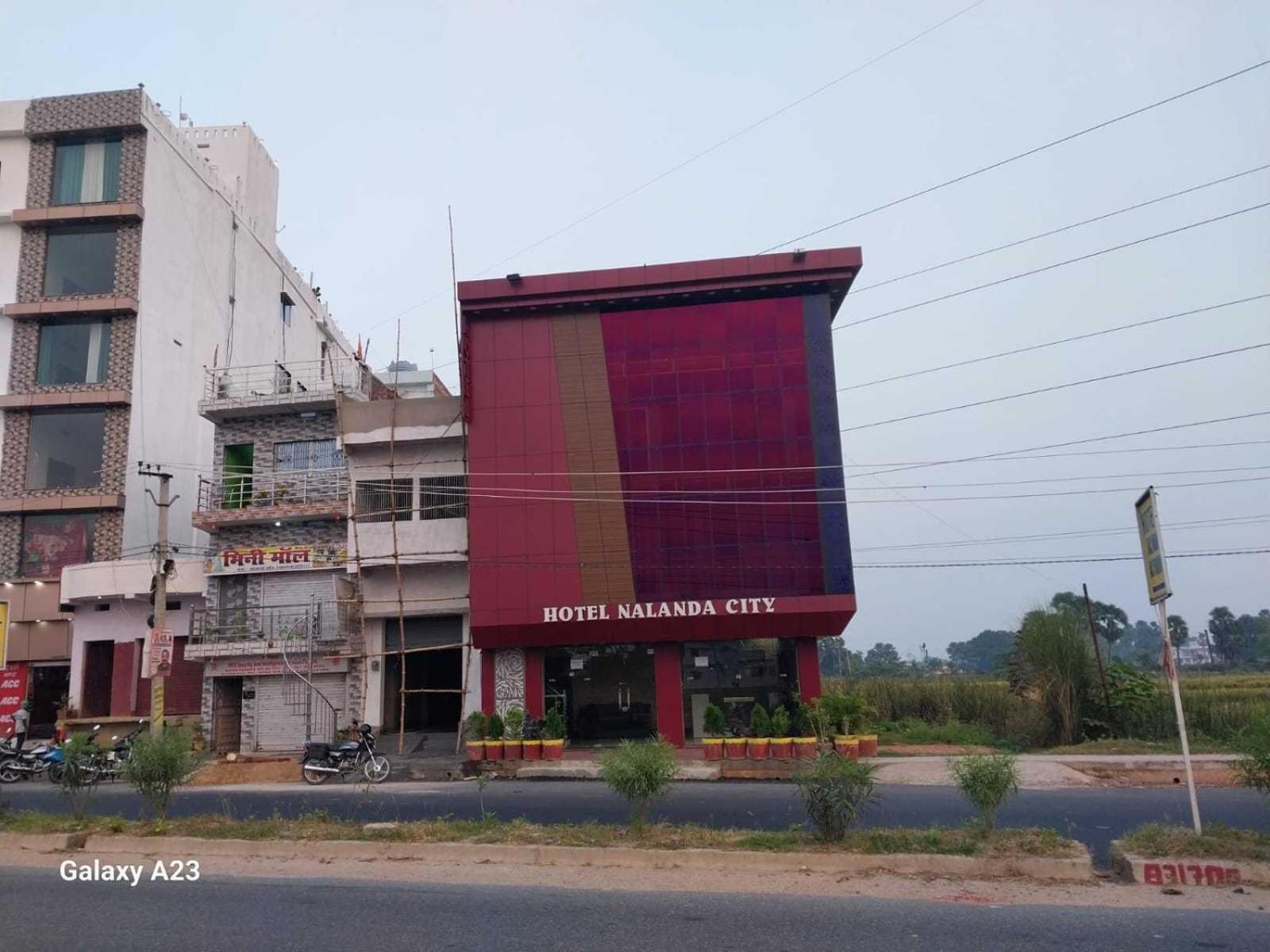 Hotel Nalanda City & Restaurant Dipnagar Esterno foto